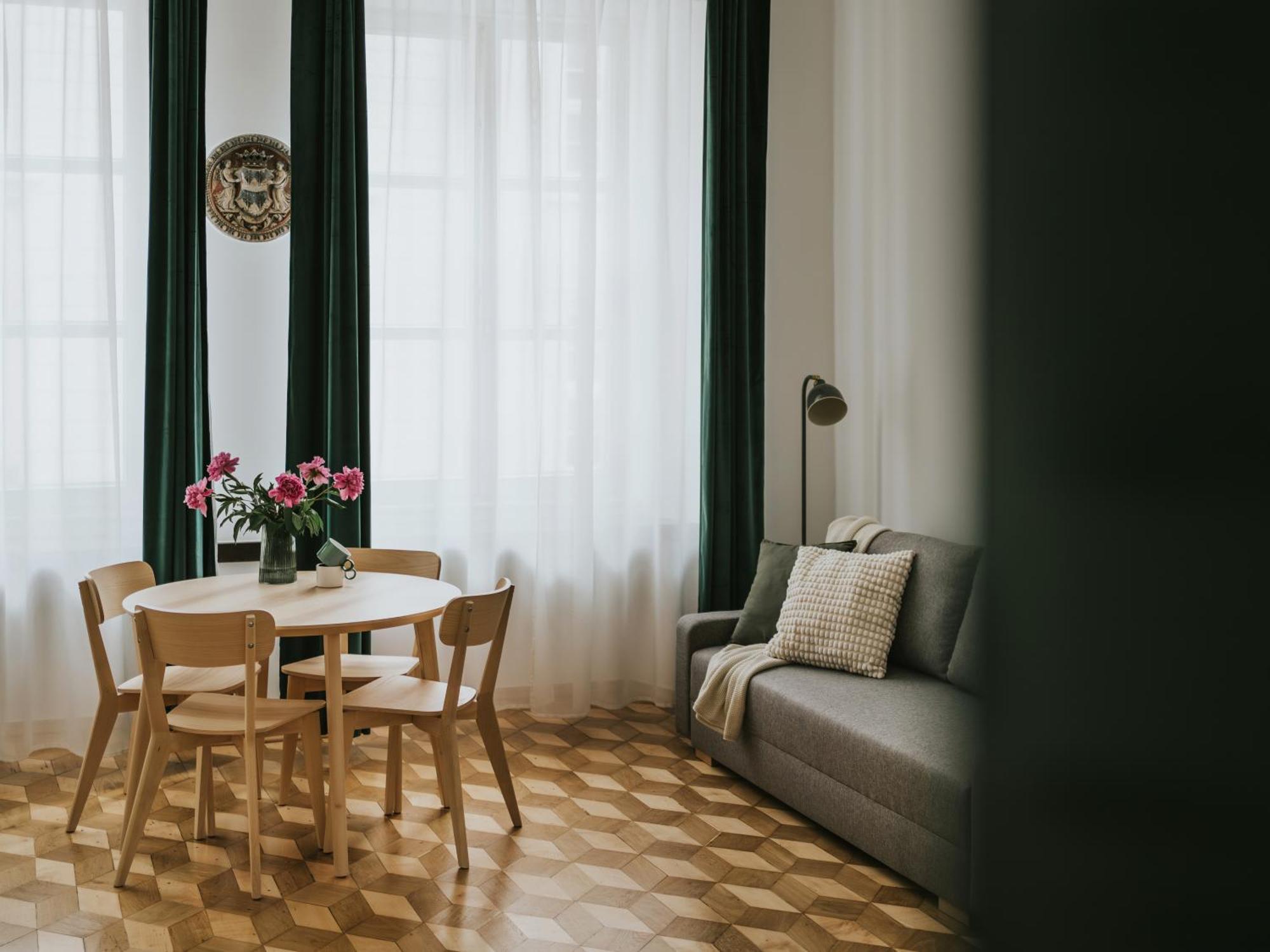 S18 Apartments Краков Экстерьер фото