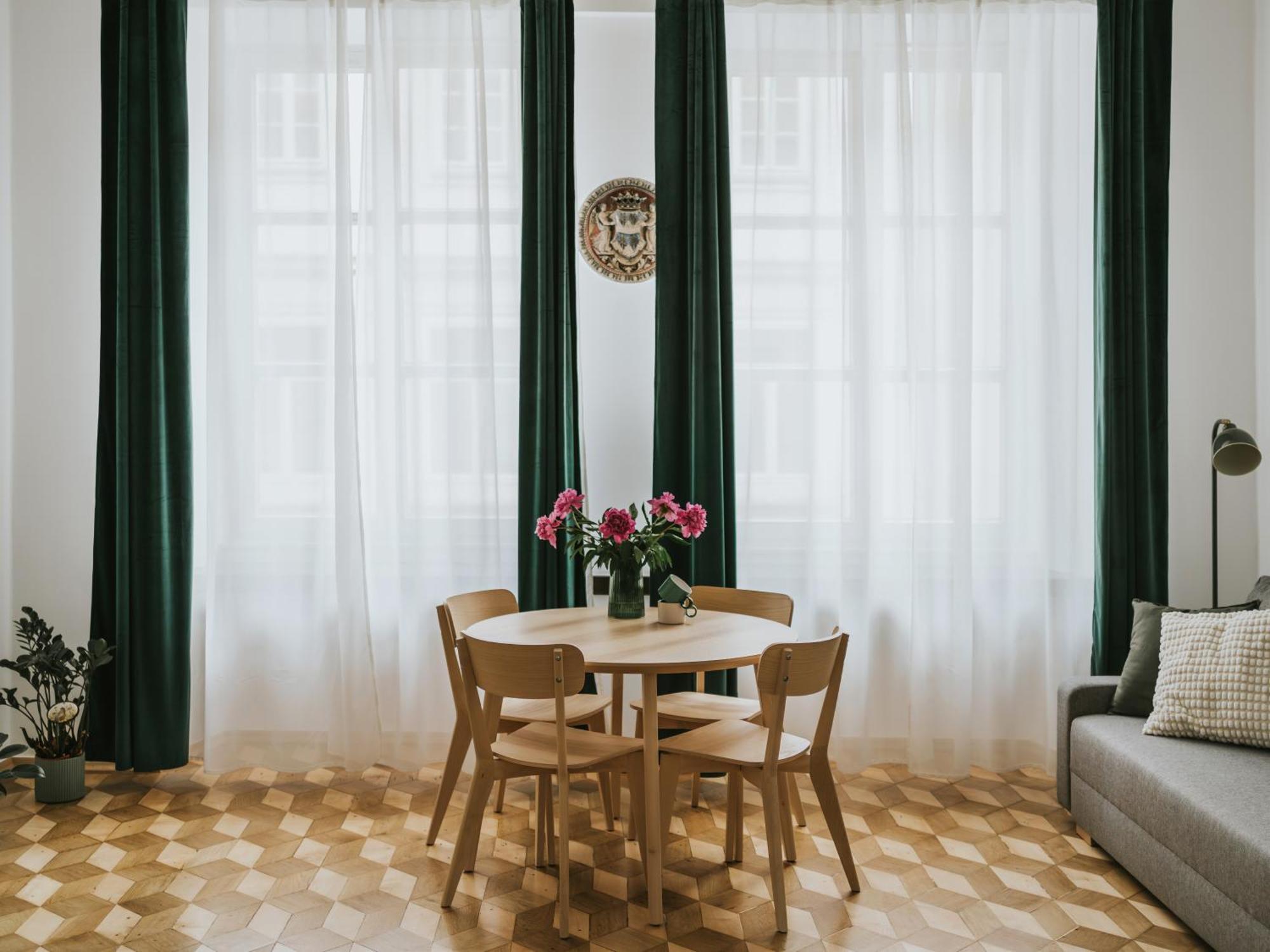 S18 Apartments Краков Экстерьер фото